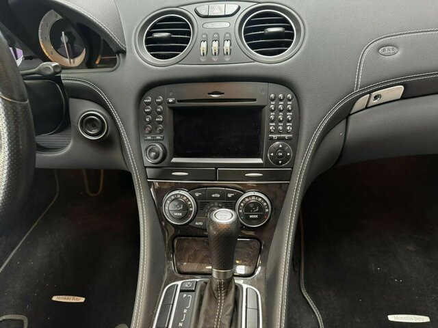 MERCEDES-BENZ SL 280 R 230 Mercedes-Scheckheft perfekt!... - Convertible: picture 5 MERCEDES-BENZ SL 280 R 230 Mercedes-Scheckheft perfekt!... - Convertible: picture 5