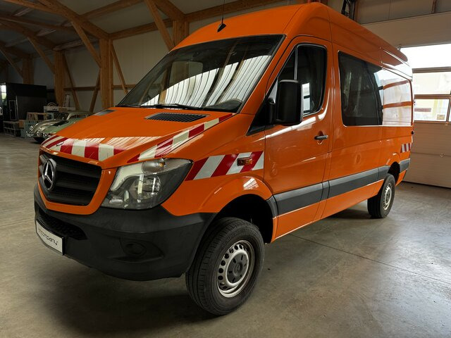 MERCEDES-BENZ Sprinter 316 CDI 4x4 Allrad L2H2 1. Hand! - Panel van, Crew cab van: picture 1 MERCEDES-BENZ Sprinter 316 CDI 4x4 Allrad L2H2 1. Hand! - Panel van, Crew cab van: picture 1