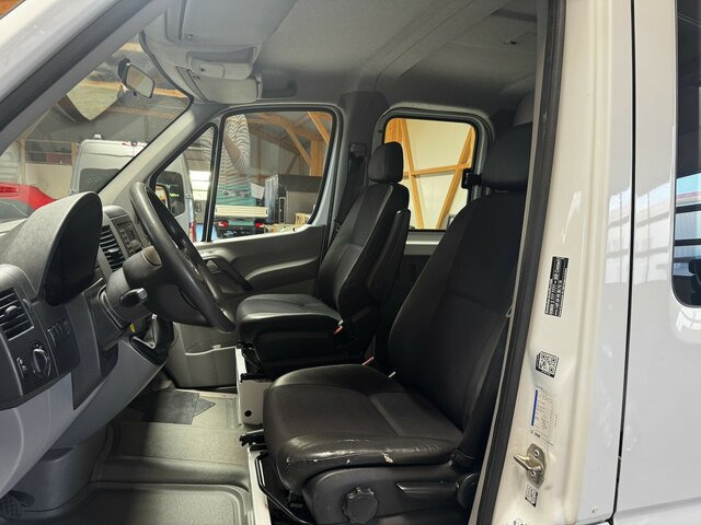 MERCEDES-BENZ Sprinter 316 CDI Doka 4x4 Allrad Plane - Curtain side van, Crew cab van: picture 4 MERCEDES-BENZ Sprinter 316 CDI Doka 4x4 Allrad Plane - Curtain side van, Crew cab van: picture 4