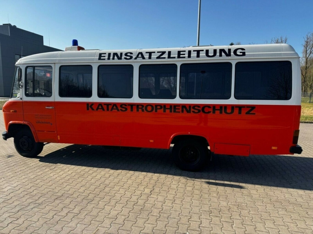 Mercedes-Benz O 309D Breitmaul Bus - Campervan: picture 5 Mercedes-Benz O 309D Breitmaul Bus - Campervan: picture 5