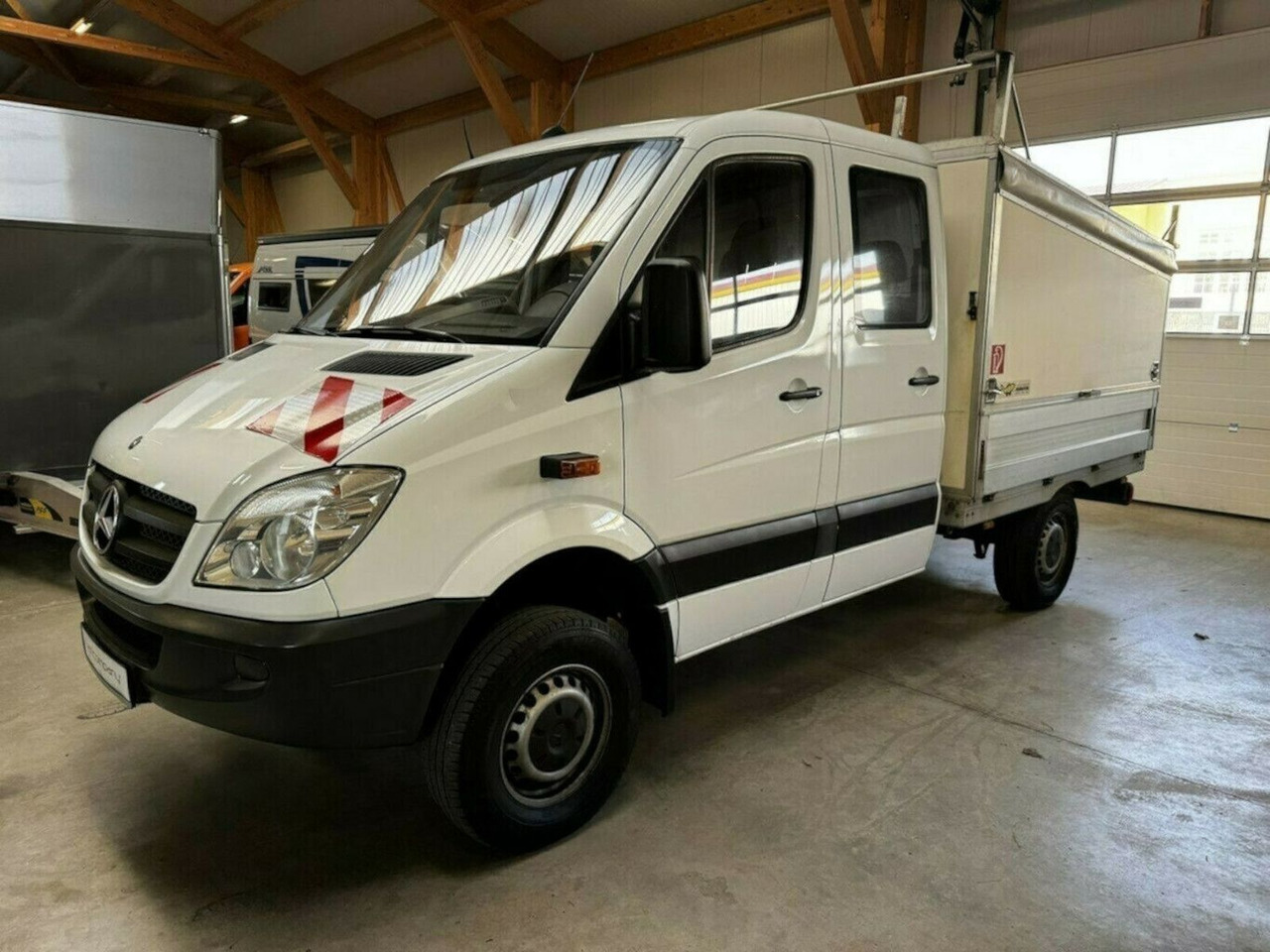 Mercedes-Benz Sprinter 316 CDI Doka 4x4 Untersetzung - Open body delivery van, Crew cab van: picture 1 Mercedes-Benz Sprinter 316 CDI Doka 4x4 Untersetzung - Open body delivery van, Crew cab van: picture 1