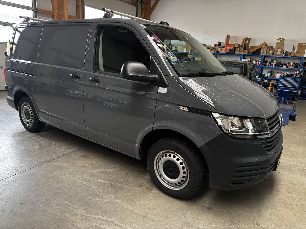 Volkswagen T6.1 Kasten KR 2.0 TDI 4Motion puregrey - Small van: picture 4 Volkswagen T6.1 Kasten KR 2.0 TDI 4Motion puregrey - Small van: picture 4