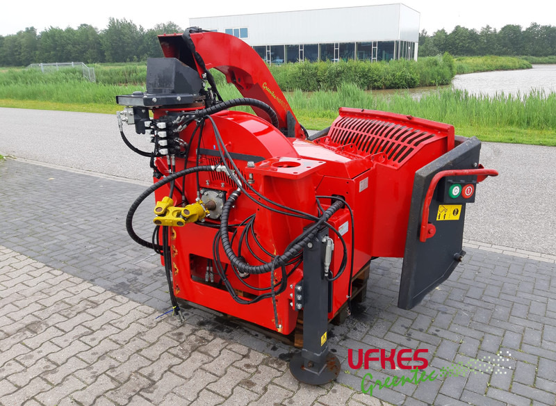 Greentec Cheetah 30 Unimog - Wood chipper: picture 5 Greentec Cheetah 30 Unimog - Wood chipper: picture 5