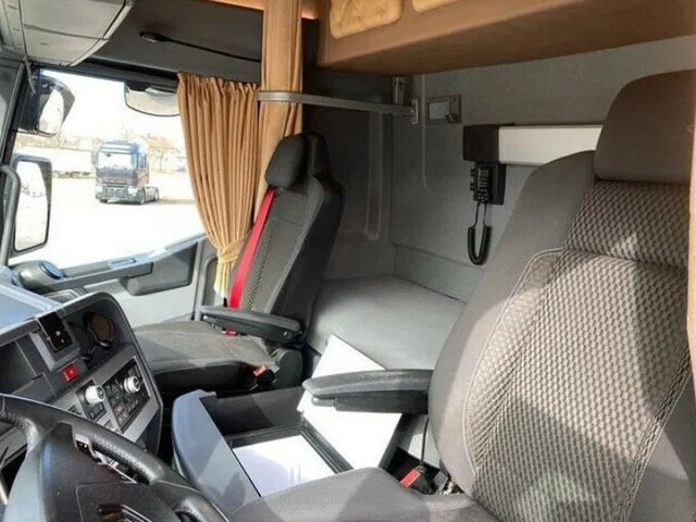 Leasing of Renault T440 Sleeper cab | Leasing from €1549/month Renault T440 Sleeper cab | Leasing from €1549/month: picture 8