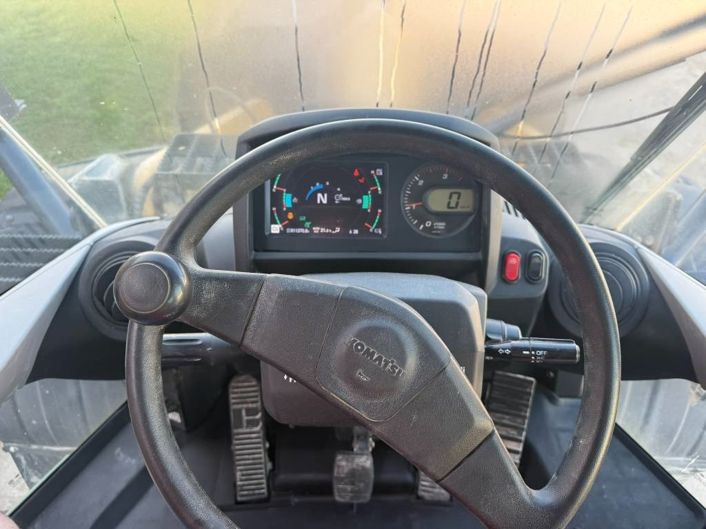 Wheel loader KOMATSU WA475-10EO: picture 14