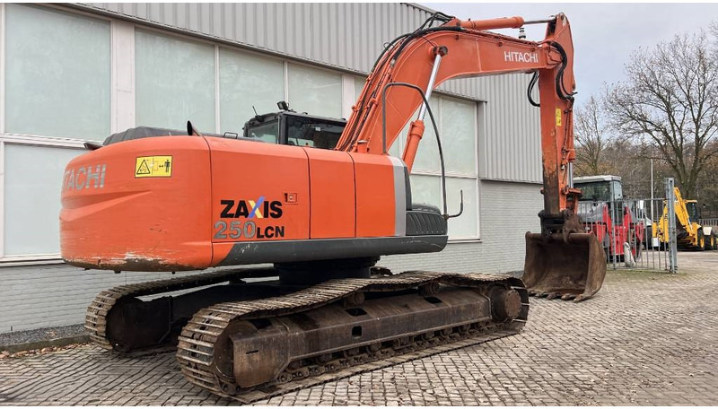 Hitachi ZX 250 LC N-3 - Crawler excavator: picture 4 Hitachi ZX 250 LC N-3 - Crawler excavator: picture 4