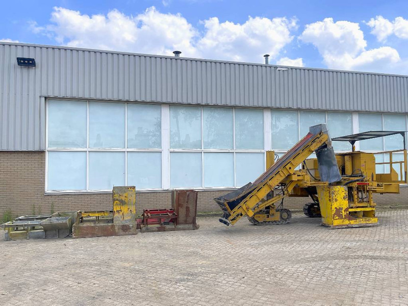 POWER CURBER 5700 4253 h - Asphalt paver: picture 1 POWER CURBER 5700 4253 h - Asphalt paver: picture 1