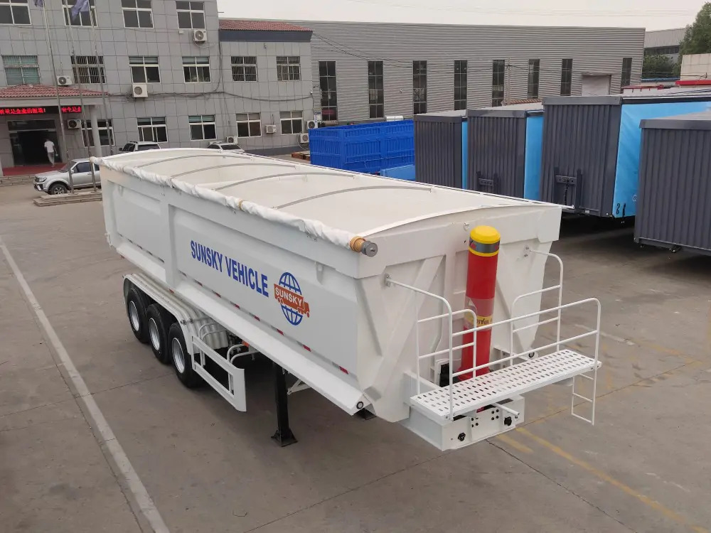 New Tipper semi-trailer for transportation of bulk materials SUNSKY 40cbm 3-axle tipper trailer: picture 9