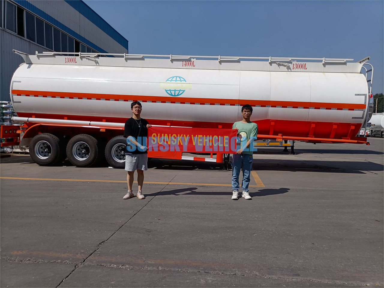 SUNSKY Fuel Tanker for sale - Tanker semi-trailer: picture 5 SUNSKY Fuel Tanker for sale - Tanker semi-trailer: picture 5