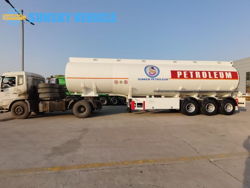 SUNSKY Fuel Tanker for sale - Tanker semi-trailer: picture 2 SUNSKY Fuel Tanker for sale - Tanker semi-trailer: picture 2
