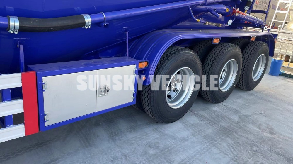 SUNSKY bulk cement trailer - Tanker semi-trailer: picture 3 SUNSKY bulk cement trailer - Tanker semi-trailer: picture 3