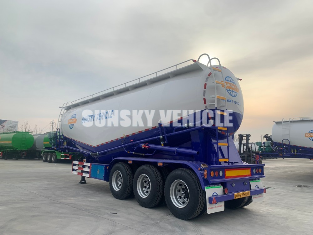 SUNSKY bulk cement trailer - Tanker semi-trailer: picture 4 SUNSKY bulk cement trailer - Tanker semi-trailer: picture 4