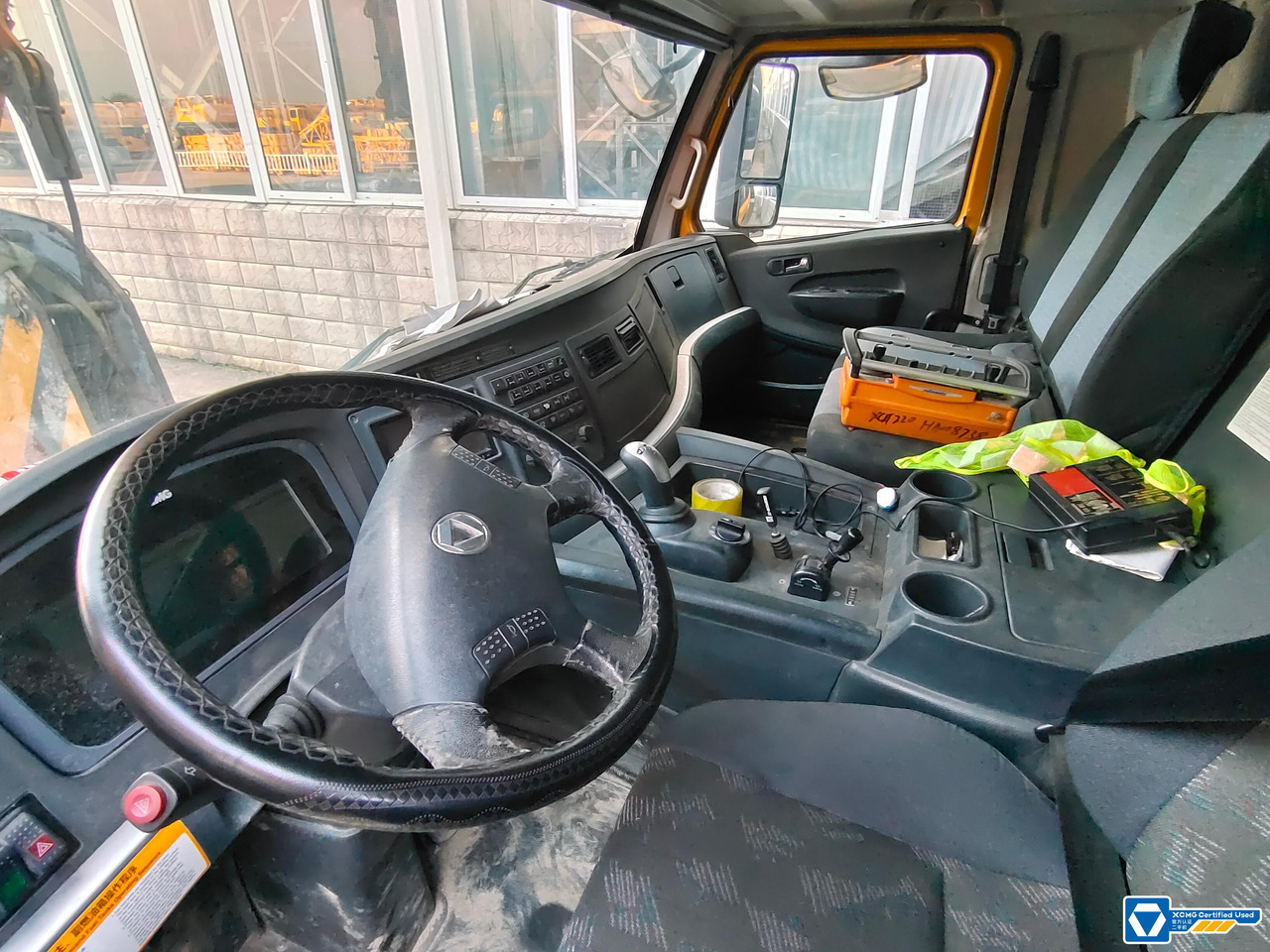 XCMG 1200ton QAY1200 used hydraulic all terrain crane - All terrain crane: picture 2 XCMG 1200ton QAY1200 used hydraulic all terrain crane - All terrain crane: picture 2