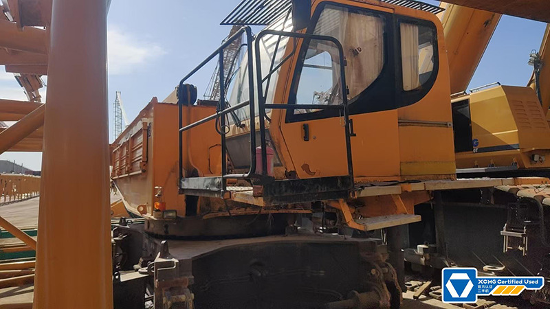 XCMG 2014 XGC130 130ton used crawler crane price - Crawler crane: picture 3 XCMG 2014 XGC130 130ton used crawler crane price - Crawler crane: picture 3