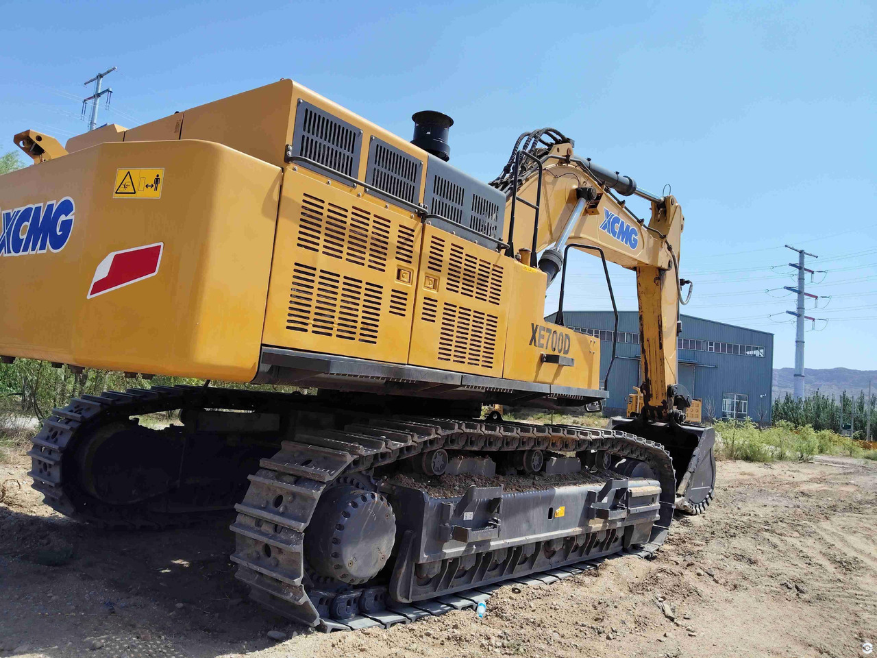 XCMG 2017 XE700D used 70 ton hydraulic crawler excavator price - Excavator: picture 4 XCMG 2017 XE700D used 70 ton hydraulic crawler excavator price - Excavator: picture 4