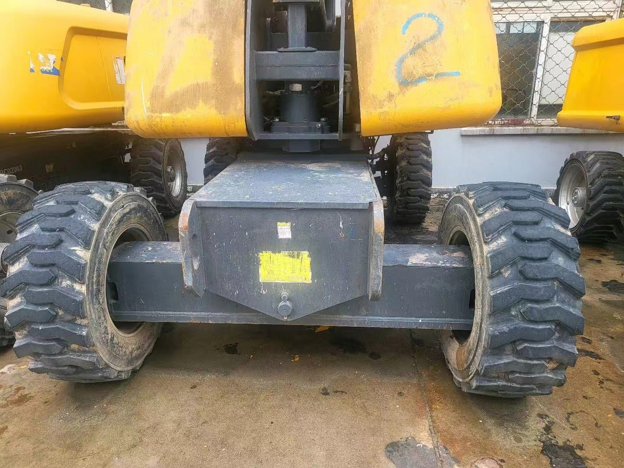 XCMG Official Cherry Picker Boom Lift GTBZ26S 26m Straight Arm Lift Aerial Work Platform Price - Telescopic boom: picture 4 XCMG Official Cherry Picker Boom Lift GTBZ26S 26m Straight Arm Lift Aerial Work Platform Price - Telescopic boom: picture 4