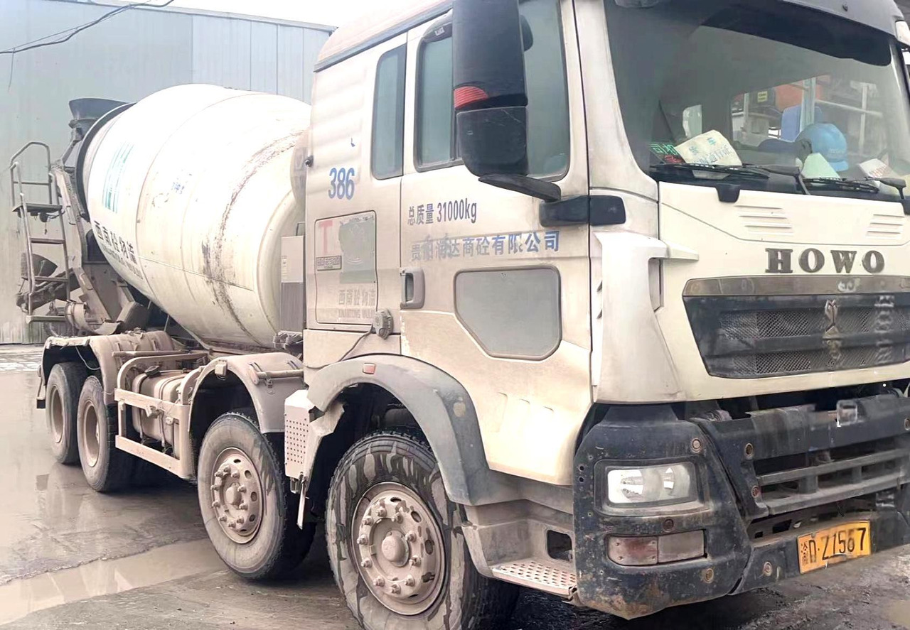 XCMG Official Concrete Machinery Mixer 12m³ G4804B Used Concrete Mixer Truck - Concrete mixer truck: picture 2 XCMG Official Concrete Machinery Mixer 12m³ G4804B Used Concrete Mixer Truck - Concrete mixer truck: picture 2