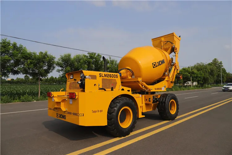 XCMG Official SLM2600S 2.6cbm Concrete Mixer Mobile Self Loading Concrete Mixer Truck - Cement mixer: picture 5 XCMG Official SLM2600S 2.6cbm Concrete Mixer Mobile Self Loading Concrete Mixer Truck - Cement mixer: picture 5