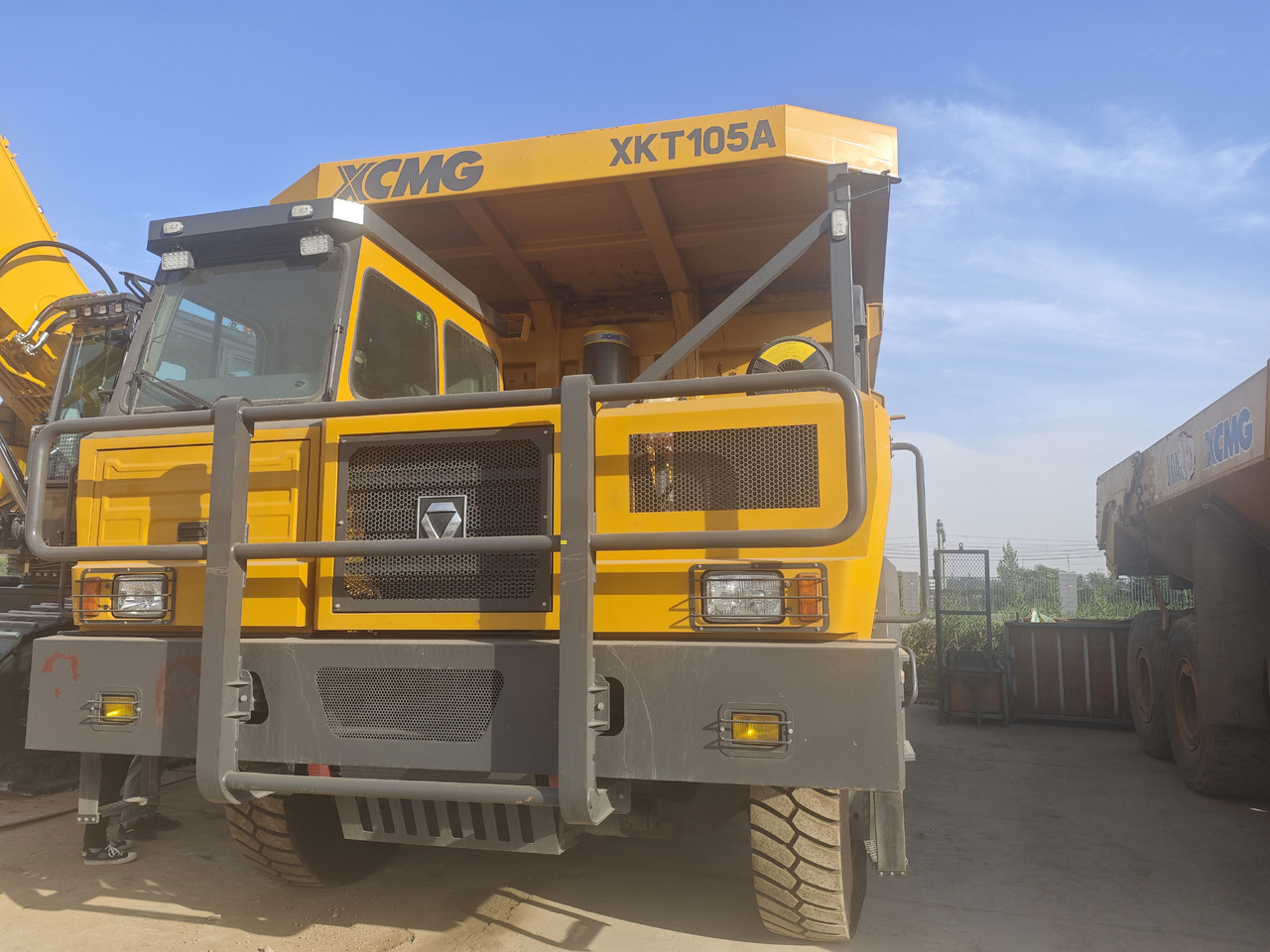 XCMG Official Used Mining Diesel Dump Truck XKT105A 70T Articulated Electric Tipper Hot Sale - Dumper: picture 3 XCMG Official Used Mining Diesel Dump Truck XKT105A 70T Articulated Electric Tipper Hot Sale - Dumper: picture 3