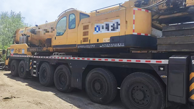 All terrain crane XCMG QAY260 260ton used all terrain mobile hydraulic truck crane price: picture 8