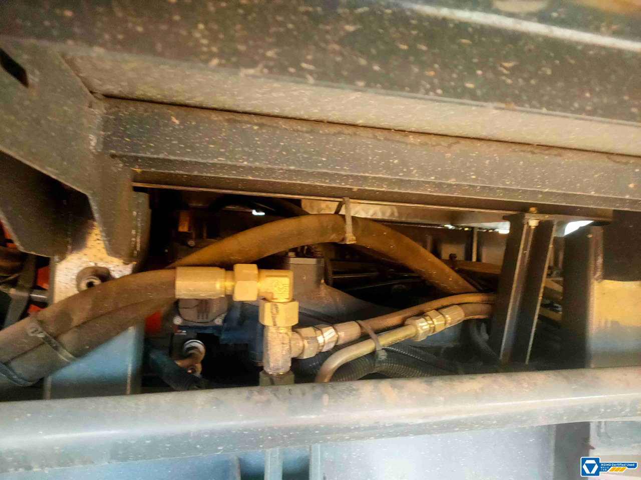 XCMG QY180K5C hydraulic telescopic boom diesel lift crane truck - Mobile crane: picture 2 XCMG QY180K5C hydraulic telescopic boom diesel lift crane truck - Mobile crane: picture 2