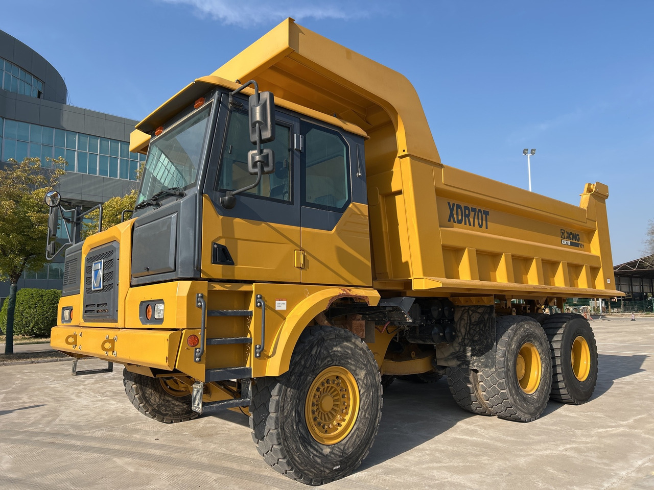 XCMG XDR70T second hand mining dump truck price - Mining equipment: picture 2 XCMG XDR70T second hand mining dump truck price - Mining equipment: picture 2