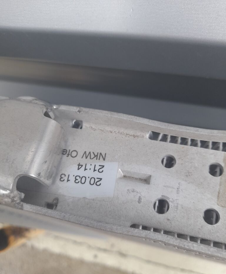 DAF 1691394   DAF XF 105 truck - Intercooler for Truck: picture 2 DAF 1691394   DAF XF 105 truck - Intercooler for Truck: picture 2