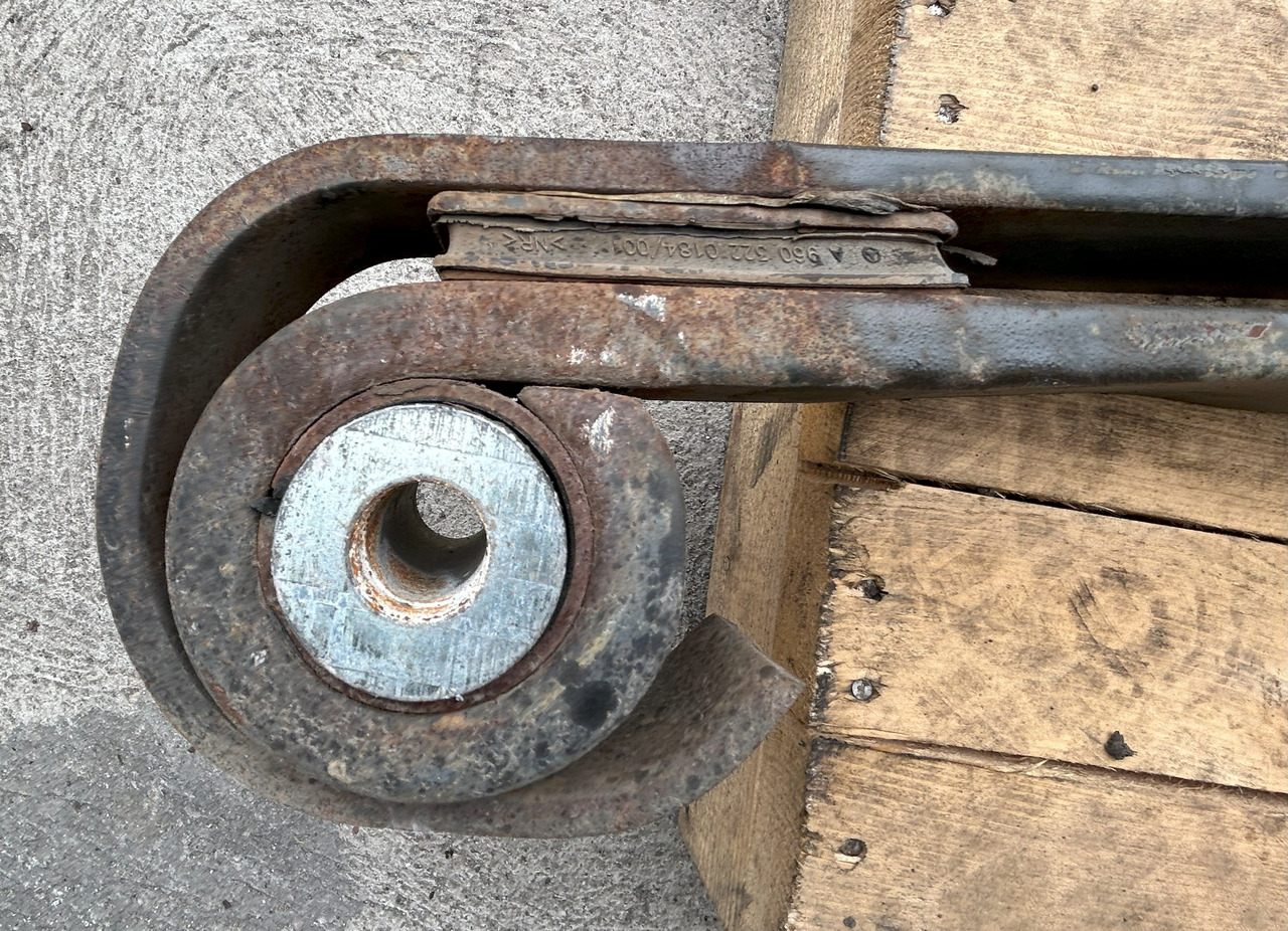 DAF 2-LEAF SPRING DAF XF 106 LIFT - Steel suspension: picture 2 DAF 2-LEAF SPRING DAF XF 106 LIFT - Steel suspension: picture 2