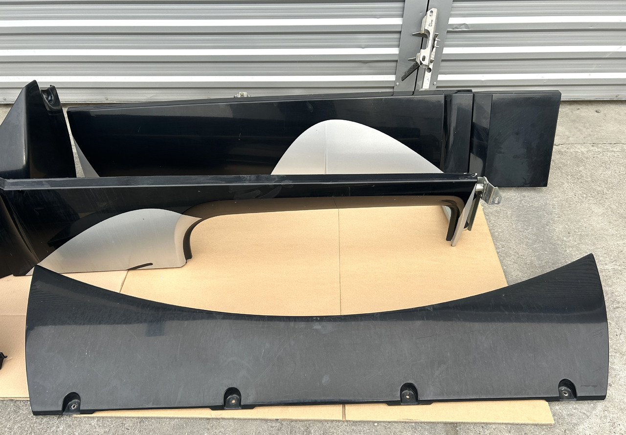 DAF A SET OF DAF XF 106 SPOILER - Universal part: picture 5 DAF A SET OF DAF XF 106 SPOILER - Universal part: picture 5