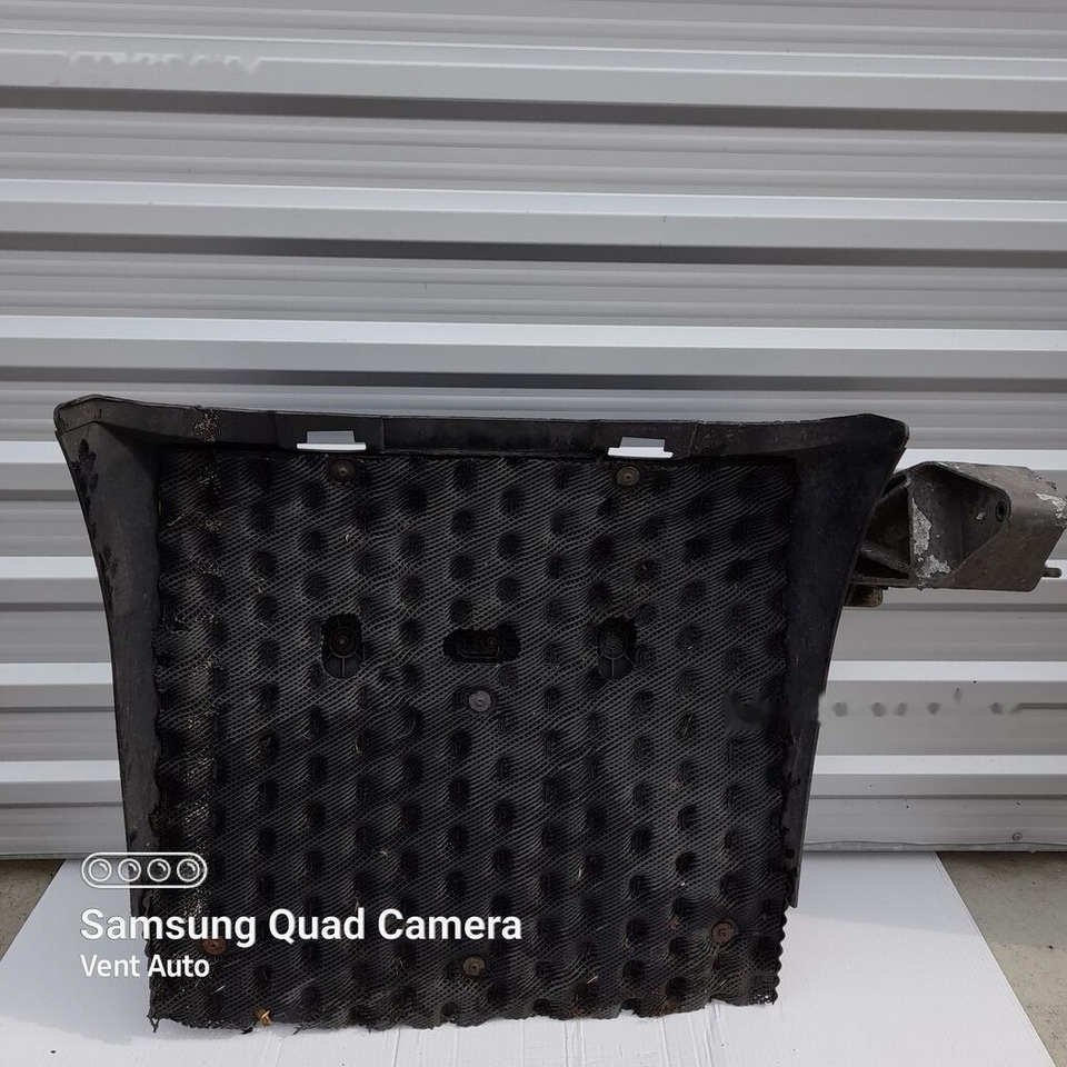 DAF XF 106 truck - Fender for Truck: picture 3 DAF XF 106 truck - Fender for Truck: picture 3