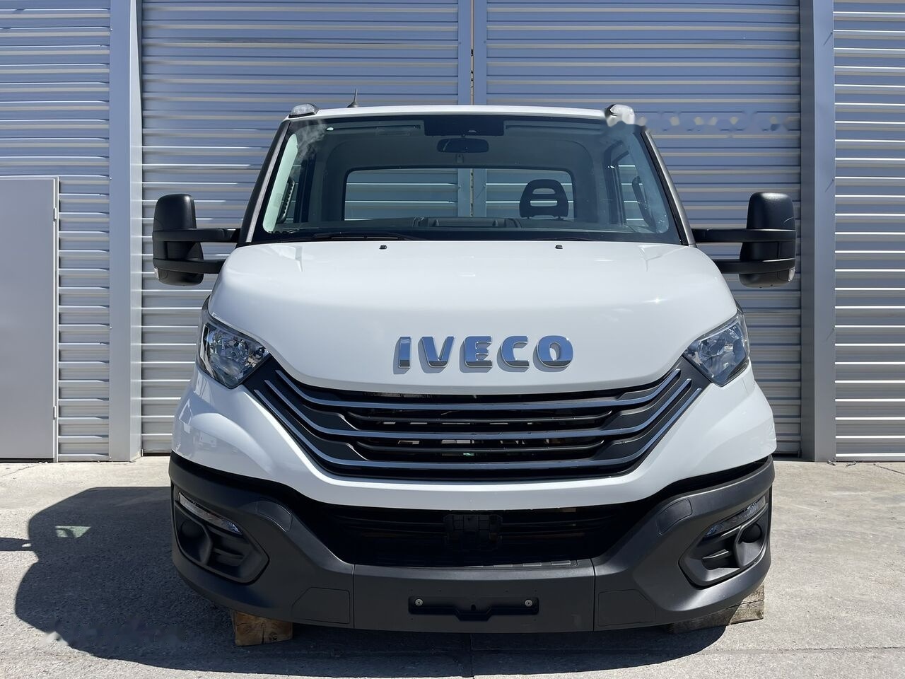 IVECO DAILY VII 72-210 IVECO DAILY 75-210 light - Cab for Commercial vehicle: picture 1 IVECO DAILY VII 72-210 IVECO DAILY 75-210 light - Cab for Commercial vehicle: picture 1