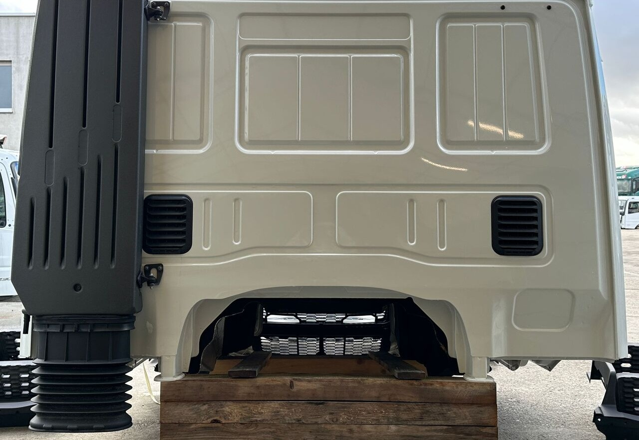 IVECO S-WAY truck - Cab for Truck: picture 2 IVECO S-WAY truck - Cab for Truck: picture 2