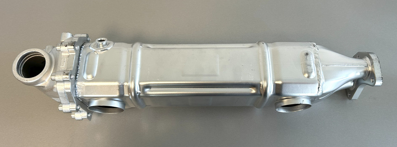 MAN TGX EGR COOLER AND EXHAUST GAS RECIRCULATION REMANUFACTURED - Muffler/ Exhaust system for Truck: picture 4 MAN TGX EGR COOLER AND EXHAUST GAS RECIRCULATION REMANUFACTURED - Muffler/ Exhaust system for Truck: picture 4