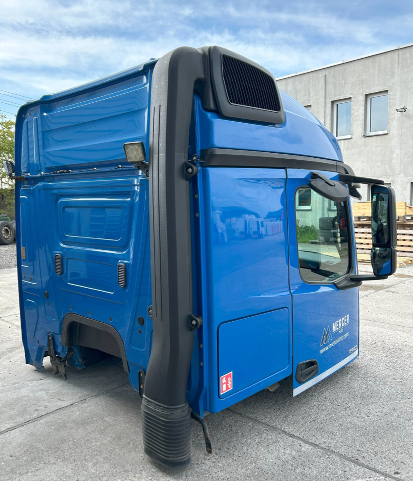 MERCEDES AROCS MP4 L STREAM SPACE 2.30M , tunnel 170 mm - Cab: picture 5 MERCEDES AROCS MP4 L STREAM SPACE 2.30M , tunnel 170 mm - Cab: picture 5