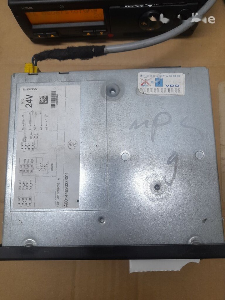 Mercedes-Benz ACTROS MP4 A0014469033 Mercedes-Benz ACTROS MP4 - Tachograph for Truck: picture 3 Mercedes-Benz ACTROS MP4 A0014469033 Mercedes-Benz ACTROS MP4 - Tachograph for Truck: picture 3