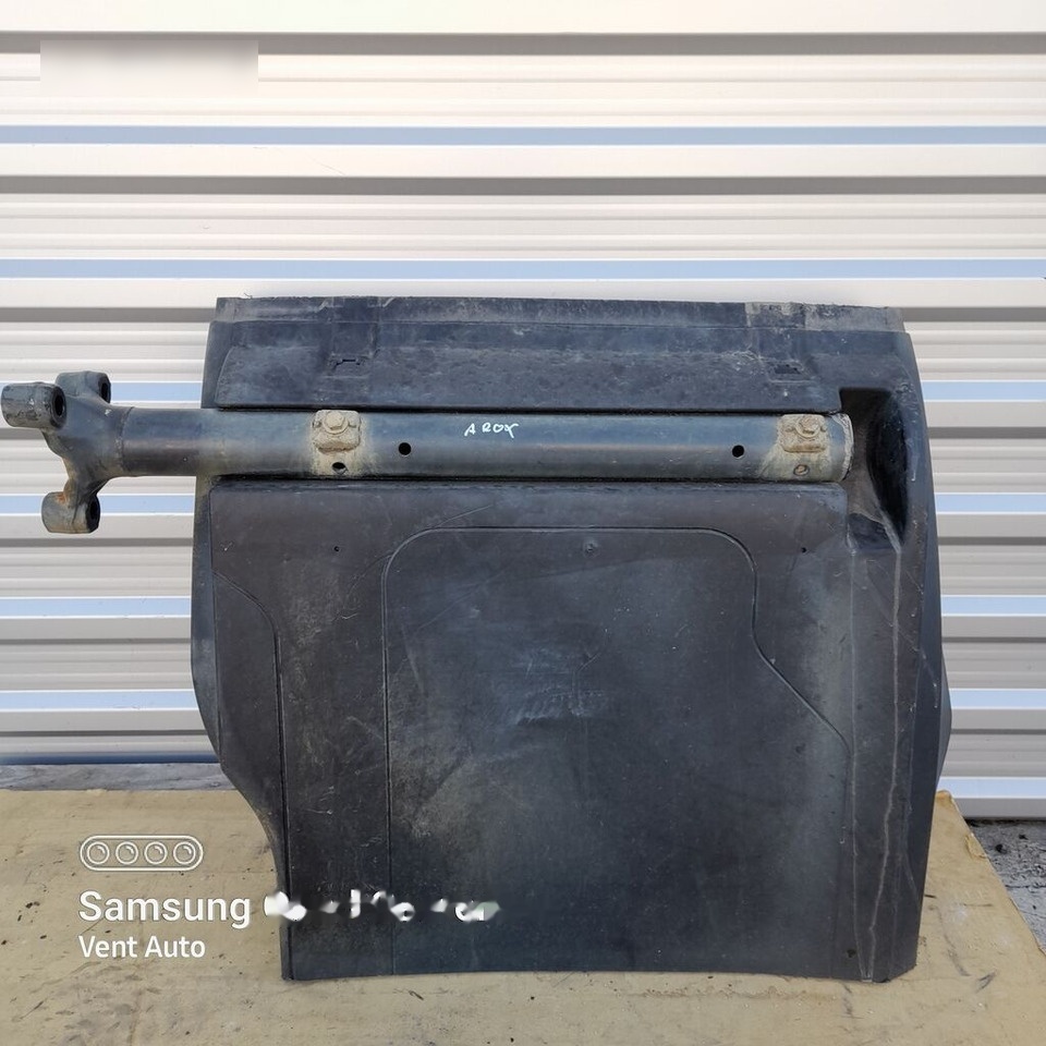 Mercedes-Benz ACTROS MP4 A9605200620   Mercedes-Benz A9605200620 - Fender for Truck: picture 4 Mercedes-Benz ACTROS MP4 A9605200620   Mercedes-Benz A9605200620 - Fender for Truck: picture 4