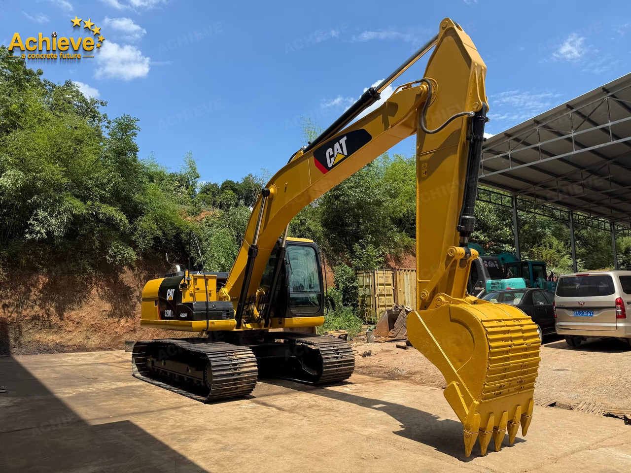 CATERPILLAR 【ACHIEVE】TOP CONDITION!!! CAT 320D2L tracked excavator - Crawler excavator: picture 1 CATERPILLAR 【ACHIEVE】TOP CONDITION!!! CAT 320D2L tracked excavator - Crawler excavator: picture 1