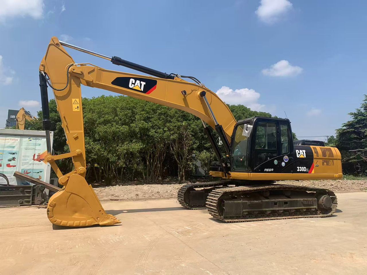 Caterpillar Heavy Mining Excavator CAT 330D, 330D2 - Crawler excavator: picture 1 Caterpillar Heavy Mining Excavator CAT 330D, 330D2 - Crawler excavator: picture 1