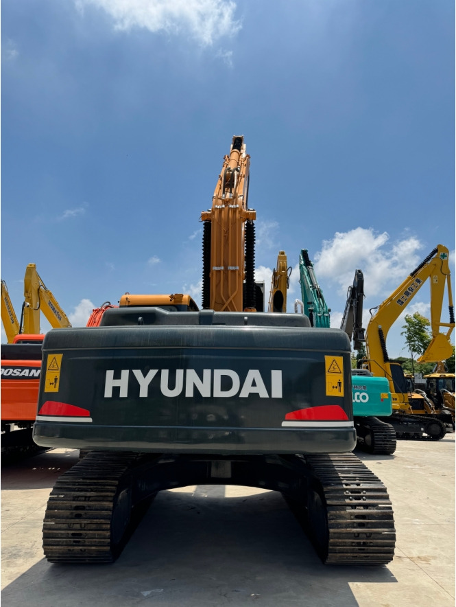Hyundai 305LC-9S Good Price Used Excavator - Crawler excavator: picture 3 Hyundai 305LC-9S Good Price Used Excavator - Crawler excavator: picture 3
