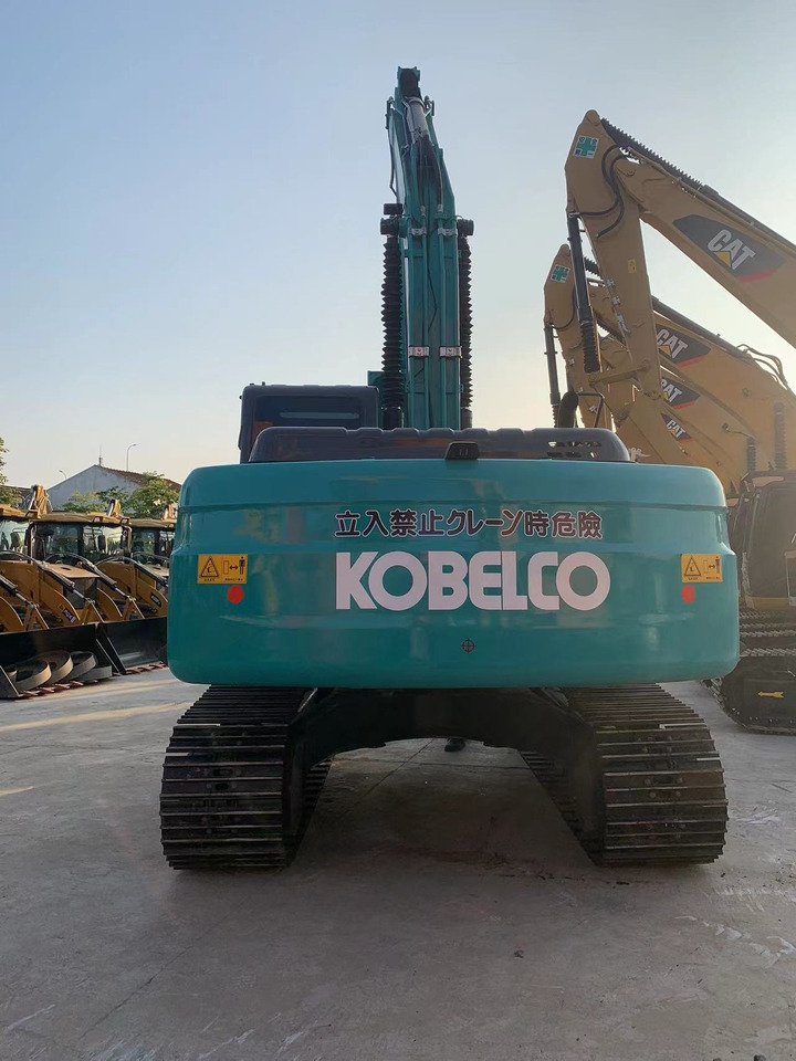 Kobelco Secondhand Excavator SK200 Cheap price - Crawler excavator: picture 2 Kobelco Secondhand Excavator SK200 Cheap price - Crawler excavator: picture 2