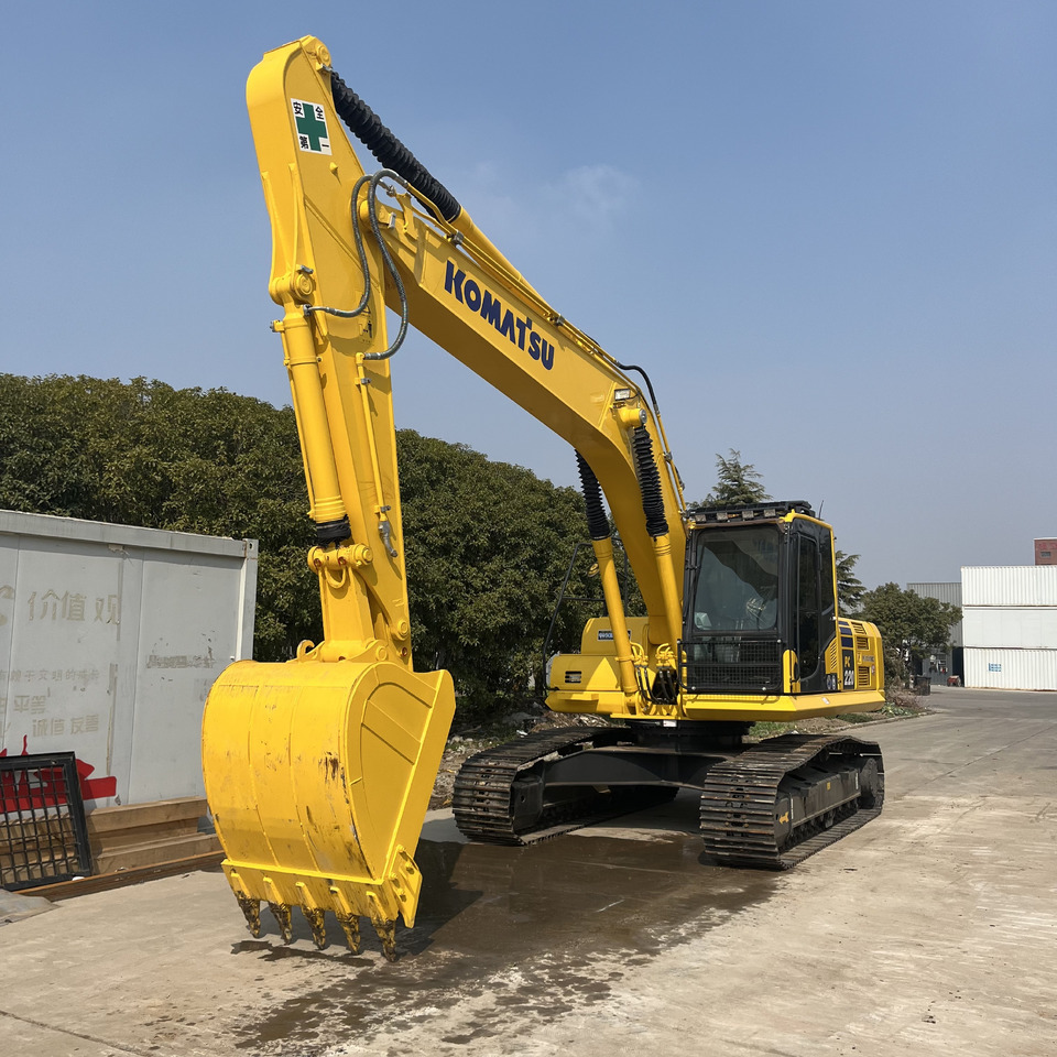 Komatsu 22Ton Used Crawler Excavator with New Track and Original Komatsu PC220-8 - Crawler excavator: picture 3 Komatsu 22Ton Used Crawler Excavator with New Track and Original Komatsu PC220-8 - Crawler excavator: picture 3