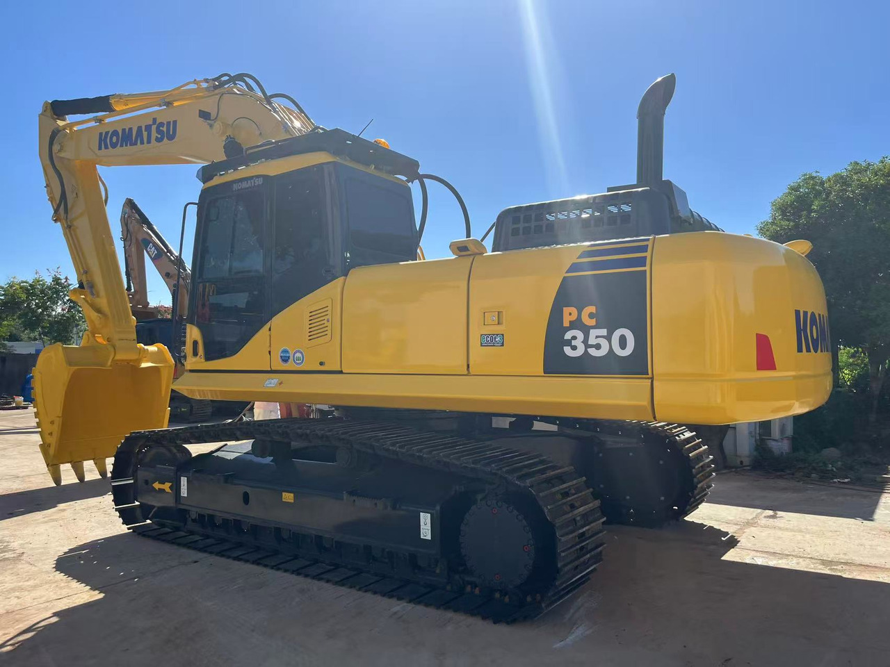 Komatsu PC350 Secondhand Big Excavator 35 ton Capacity - Crawler excavator: picture 1 Komatsu PC350 Secondhand Big Excavator 35 ton Capacity - Crawler excavator: picture 1