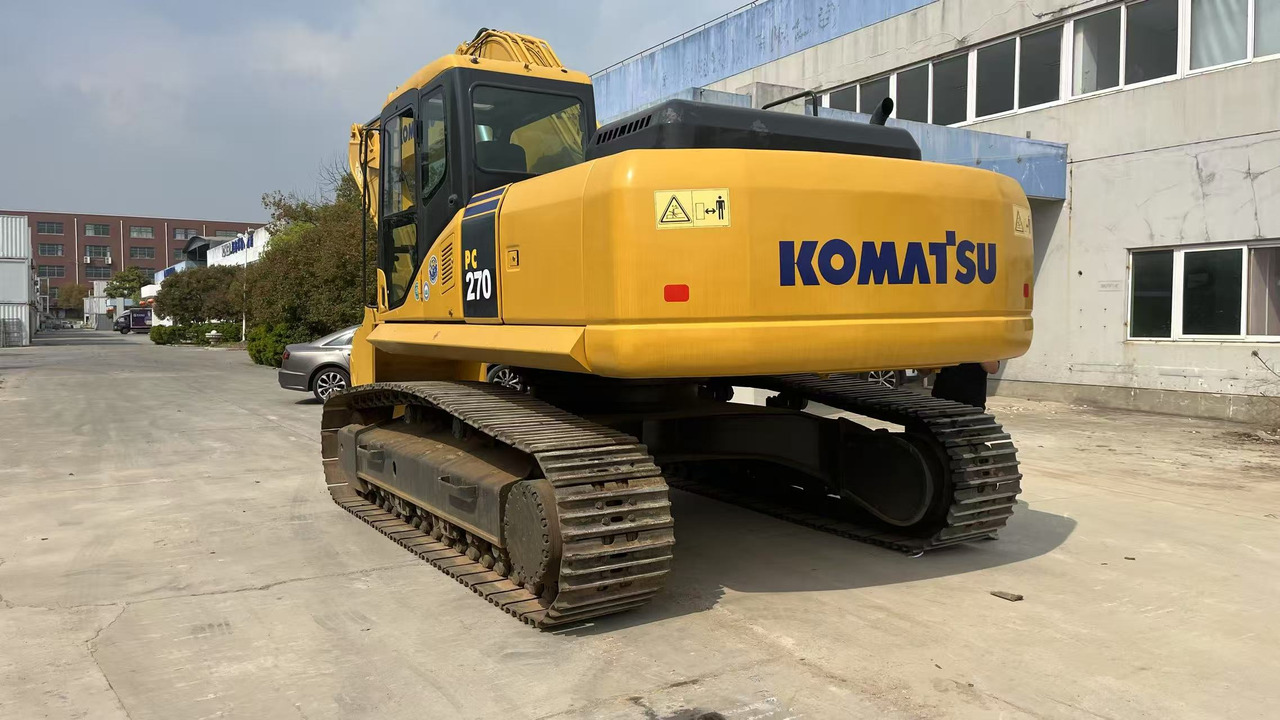 Komatsu Reliable Used Komatsu PC270-8 Crawler Excavator 28T Weight SAA6D107E Engine Tier 3 Emission - Crawler excavator: picture 2 Komatsu Reliable Used Komatsu PC270-8 Crawler Excavator 28T Weight SAA6D107E Engine Tier 3 Emission - Crawler excavator: picture 2