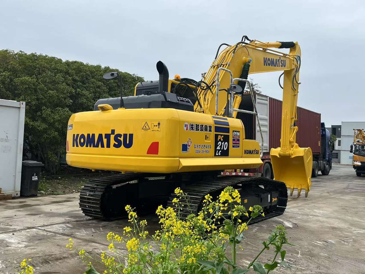 Komatsu Well-Maintained Used Komatsu PC210-8 Hydraulic Excavator 148 HP 1.0 m³ Bucket 6.62m Max Depth - Crawler excavator: picture 1 Komatsu Well-Maintained Used Komatsu PC210-8 Hydraulic Excavator 148 HP 1.0 m³ Bucket 6.62m Max Depth - Crawler excavator: picture 1