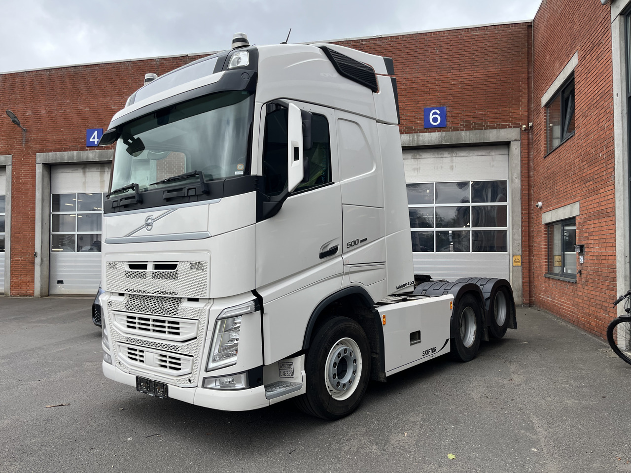 Volvo FH500 6x2 - Tractor unit: picture 2 Volvo FH500 6x2 - Tractor unit: picture 2