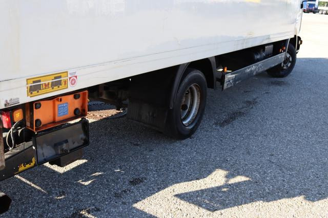 MAN 8.180 TACHOSCHEIBE - Box truck: picture 5 MAN 8.180 TACHOSCHEIBE - Box truck: picture 5