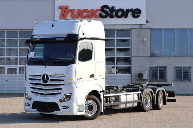 Mercedes-Benz Actros 2563LL WECHSELSILO - Container transporter/ Swap body truck: picture 1 Mercedes-Benz Actros 2563LL WECHSELSILO - Container transporter/ Swap body truck: picture 1
