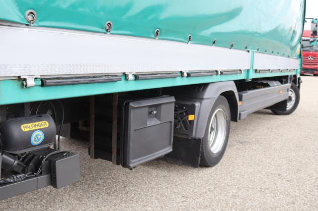 Mercedes-Benz Atego 1221 L - Curtain side truck: picture 5 Mercedes-Benz Atego 1221 L - Curtain side truck: picture 5