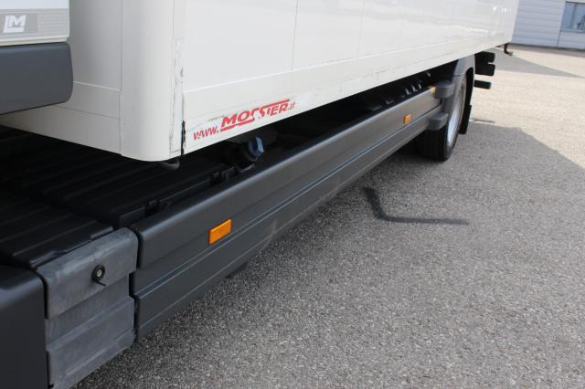 Mercedes-Benz Atego 1224L - Box truck: picture 4 Mercedes-Benz Atego 1224L - Box truck: picture 4
