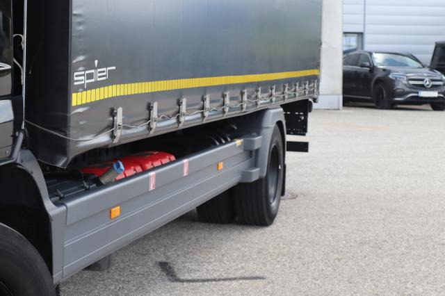 Mercedes-Benz Atego 1527 L - Curtain side truck: picture 3 Mercedes-Benz Atego 1527 L - Curtain side truck: picture 3